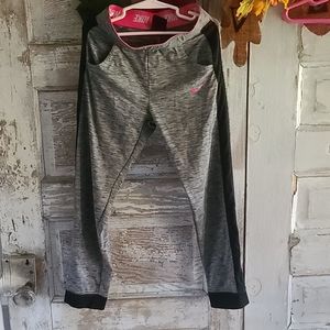 Nike girls pants size 6/7